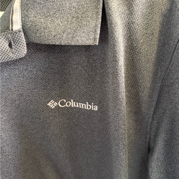 Men’s Columbia Polo - Picture 2 of 2